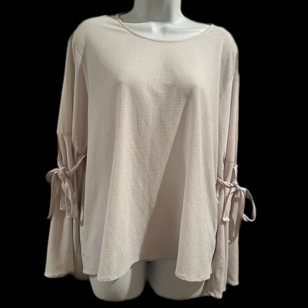 Ivanka Trump top